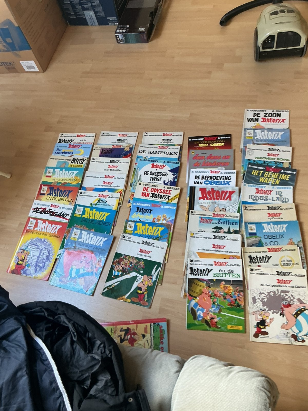 Asterix boeken, Boeken, Stripboeken, Meerdere stripboeken, Ophalen, Gelezen