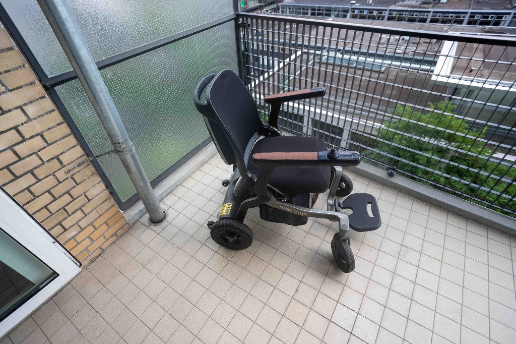 Opvouwbare electr. rolstoel, Diversen, Rolstoelen, Ophalen, Inklapbaar, Zo goed als nieuw, Elektrische rolstoel
