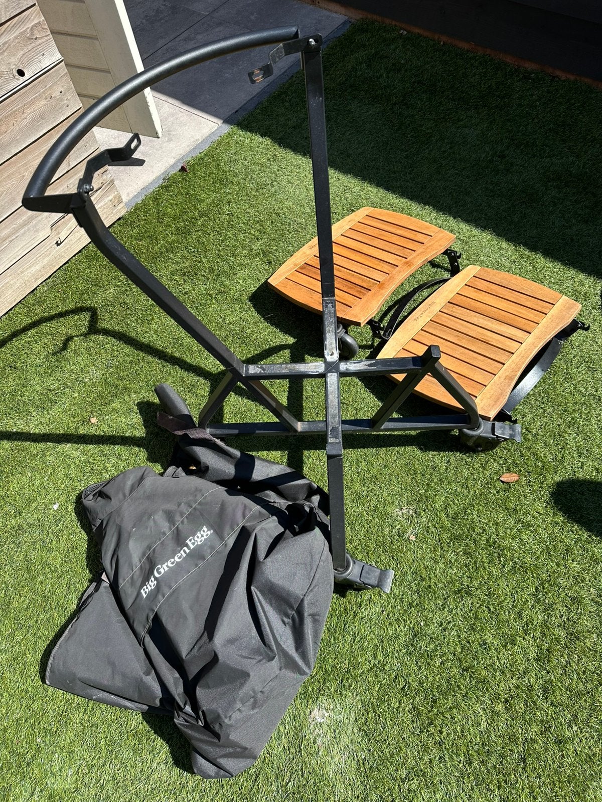 Big Green Egg L Nest + Handler, zijplankjes en hoes, Ophalen