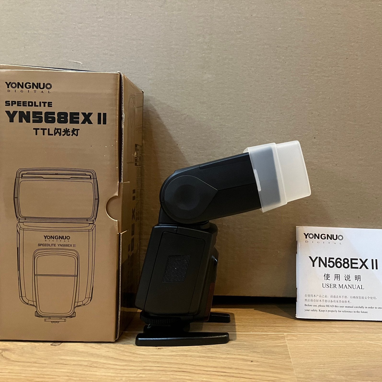 2x Canon Yongnuo YN-568EX +zender/ontvanger+remote control, Ophalen, Zo goed als nieuw, Canon