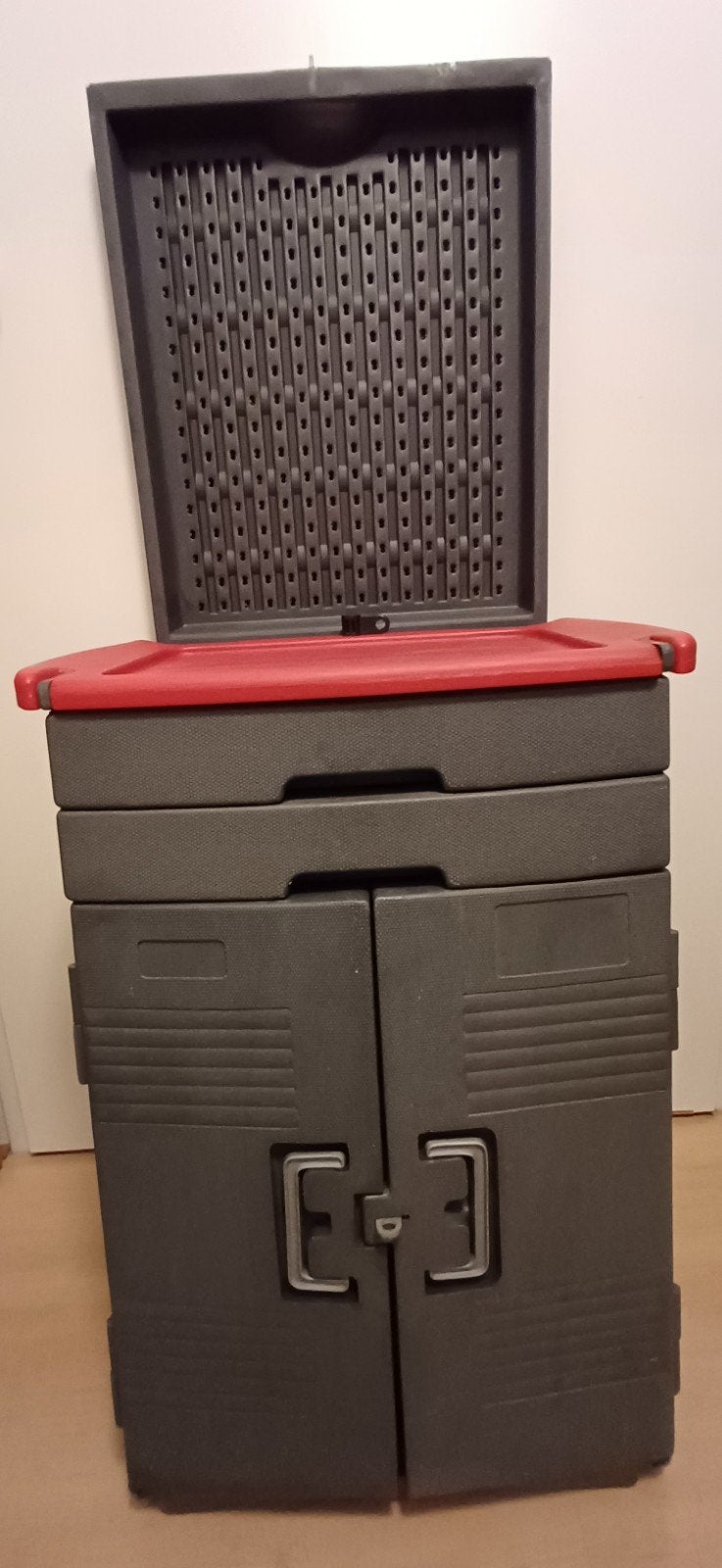 werkbankje met uitschuifbaar greedschapsbord, Ophalen