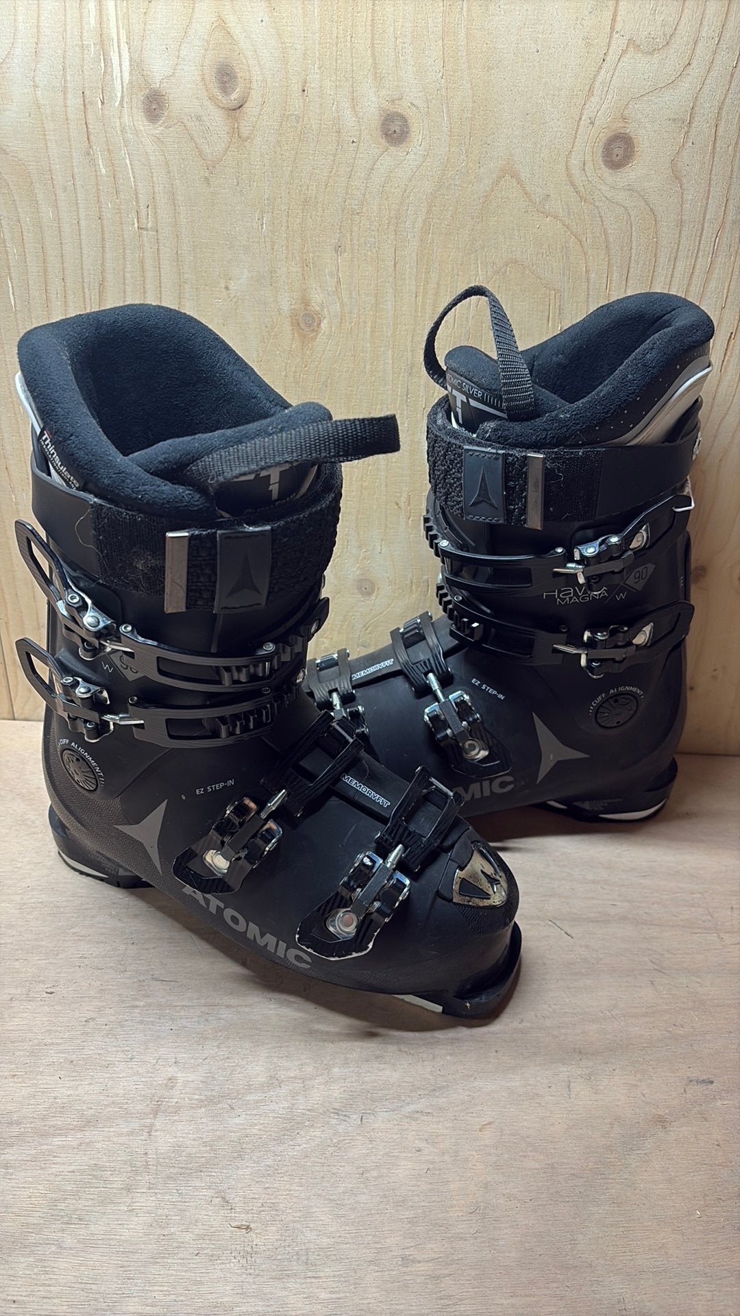 Atomic Hawx Magna 90 W skischoenen maat 41/42 Mondo 26/26.5, Ophalen of Verzenden, Zo goed als nieuw, Schoenen, Atomic