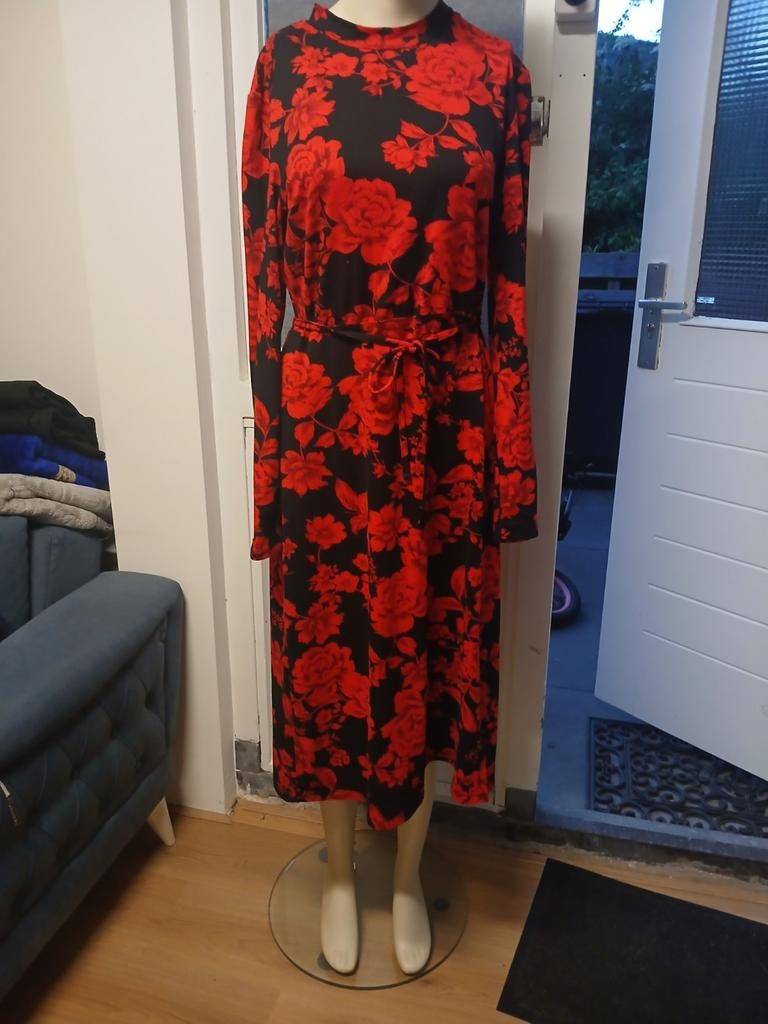 Elegante Chinese Stijl Jurk met Rode Bloemenprint, Verzenden, Zwart, Maat 42/44 (L), Onder de knie