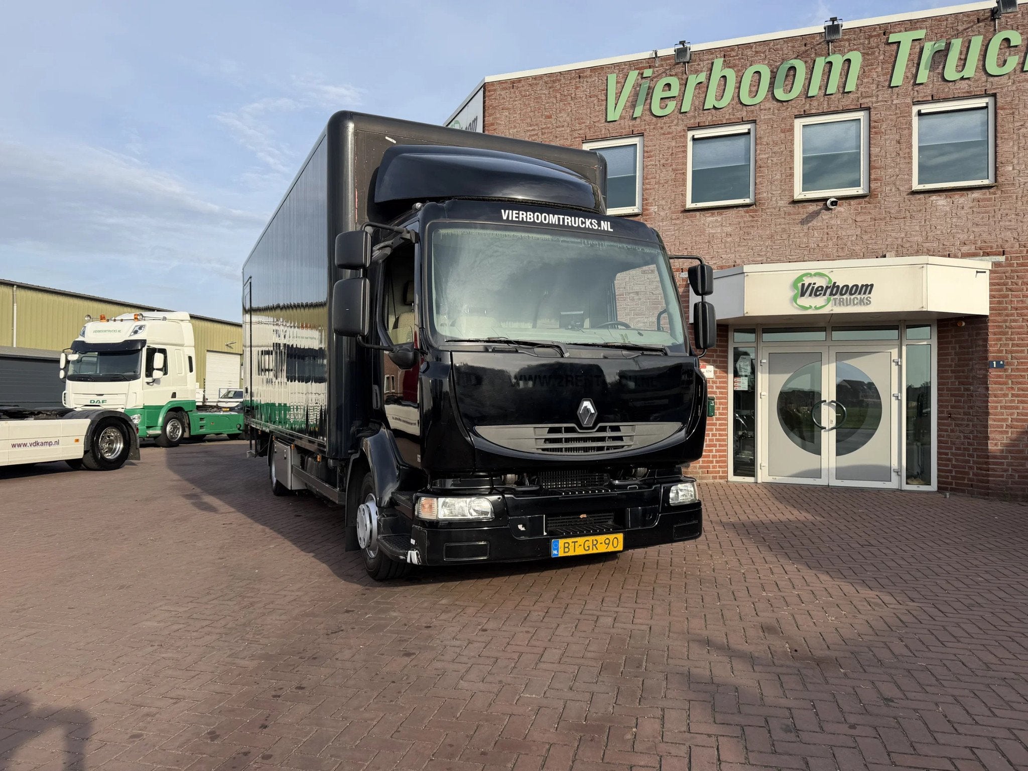 Renault MIDLUM 220-12 ML MIDLUM 220-12 Box with lift / Manua, Euro 5, Achterwielaandrijving, Renault, Origineel Nederlands