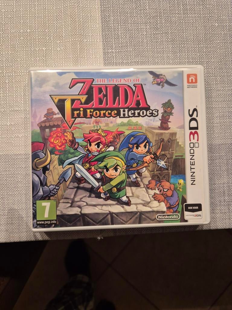 Zelden Tri Force Heroes Nintendo 3DS - Topstaat!, Avontuur en Actie, Online, Ophalen of Verzenden, Zo goed als nieuw