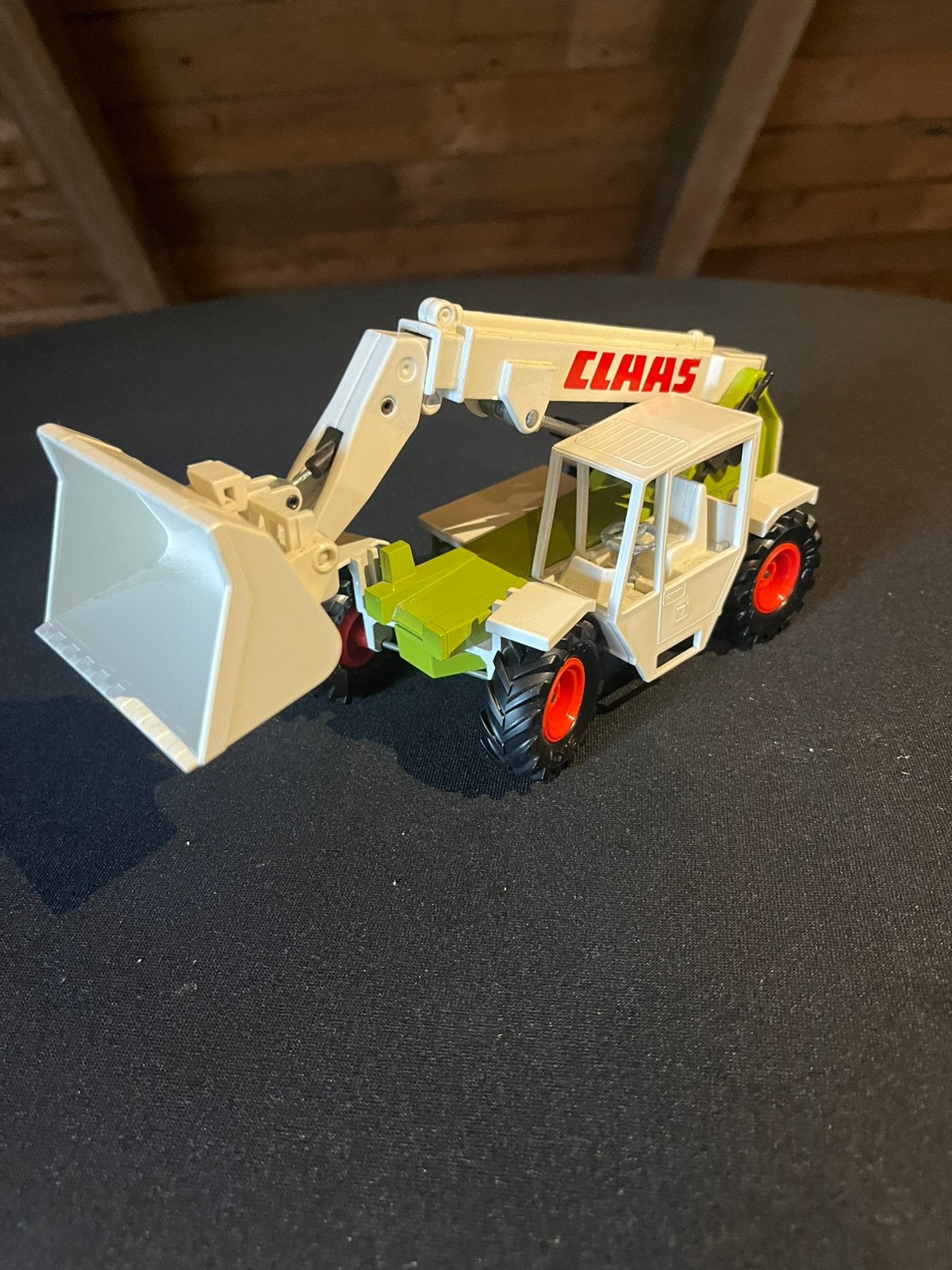 Siku Claas verreiker Ranger 911r 1:32, Ophalen of Verzenden, Zo goed als nieuw, Tractor of Landbouw, SIKU