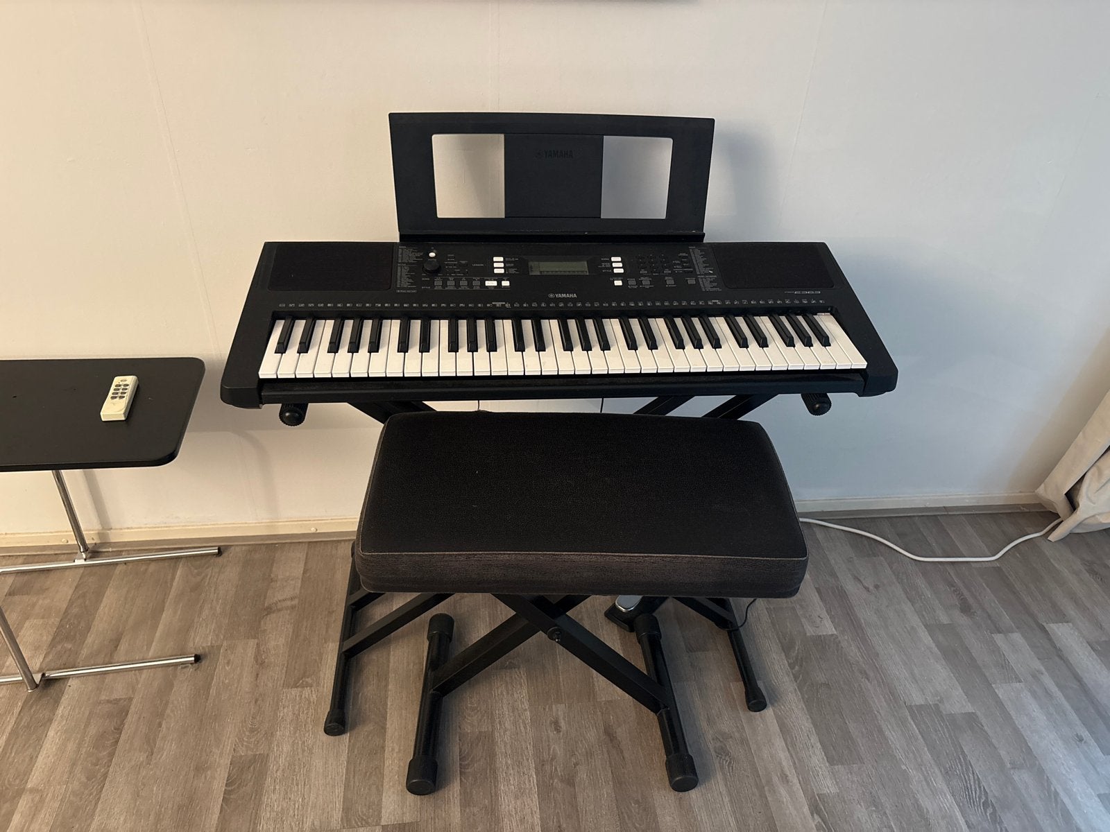 Yamaha PSR-E363 Keyboard met standaard en kruk, 61 toetsen, Yamaha, Ophalen of Verzenden, Zo goed als nieuw