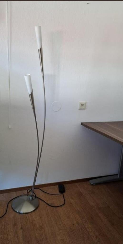 Zeer Mooie Vloerlamp met 2 Kelkjes, Ophalen of Verzenden, Zo goed als nieuw, 100 tot 150 cm