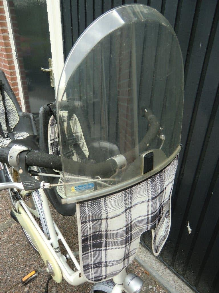 Gebruikte fietszitjes voor (met windscherm) en achter, Ophalen, Gebruikt, Voetsteuntjes
