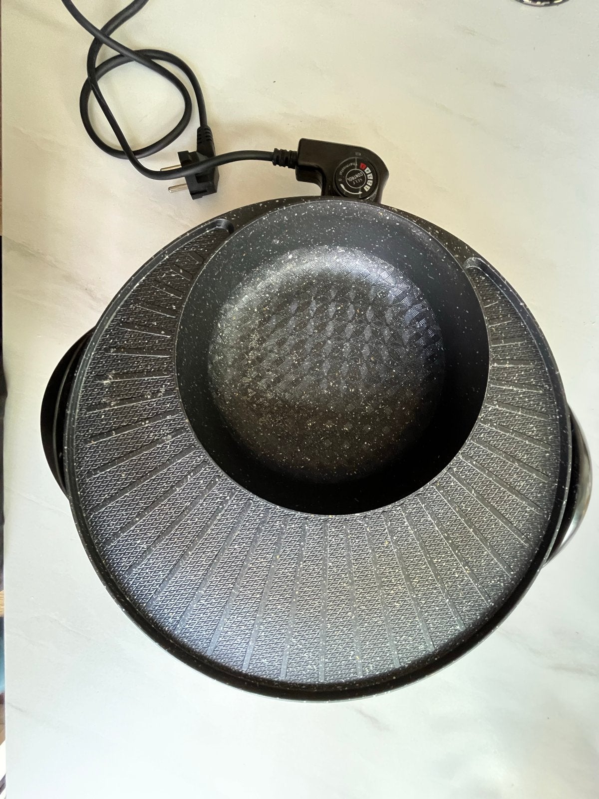 Footriction - Elektrische grillplaat met hotpot functie, Ophalen, Gebruikt, 4 t/m 7 personen