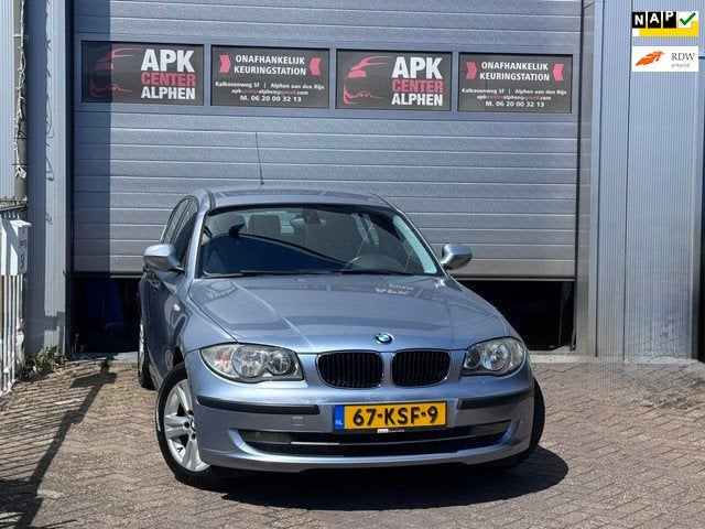 BMW 1-serie 118i Business Line, Auto's, 1-Serie, Achterwielaandrijving, Blauw, Origineel Nederlands