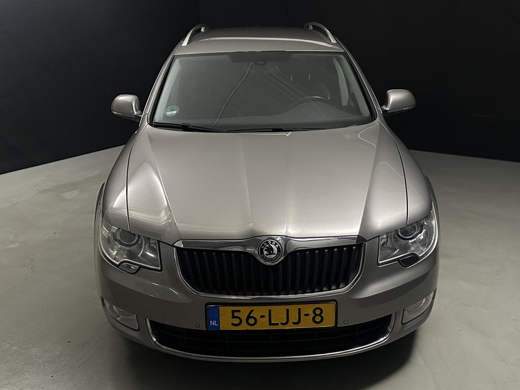Skoda Superb Combi 1.8 TSI Elegance 4x4 Business Line *Full, Euro 5, Gebruikt, 4 cilinders, 160 pk