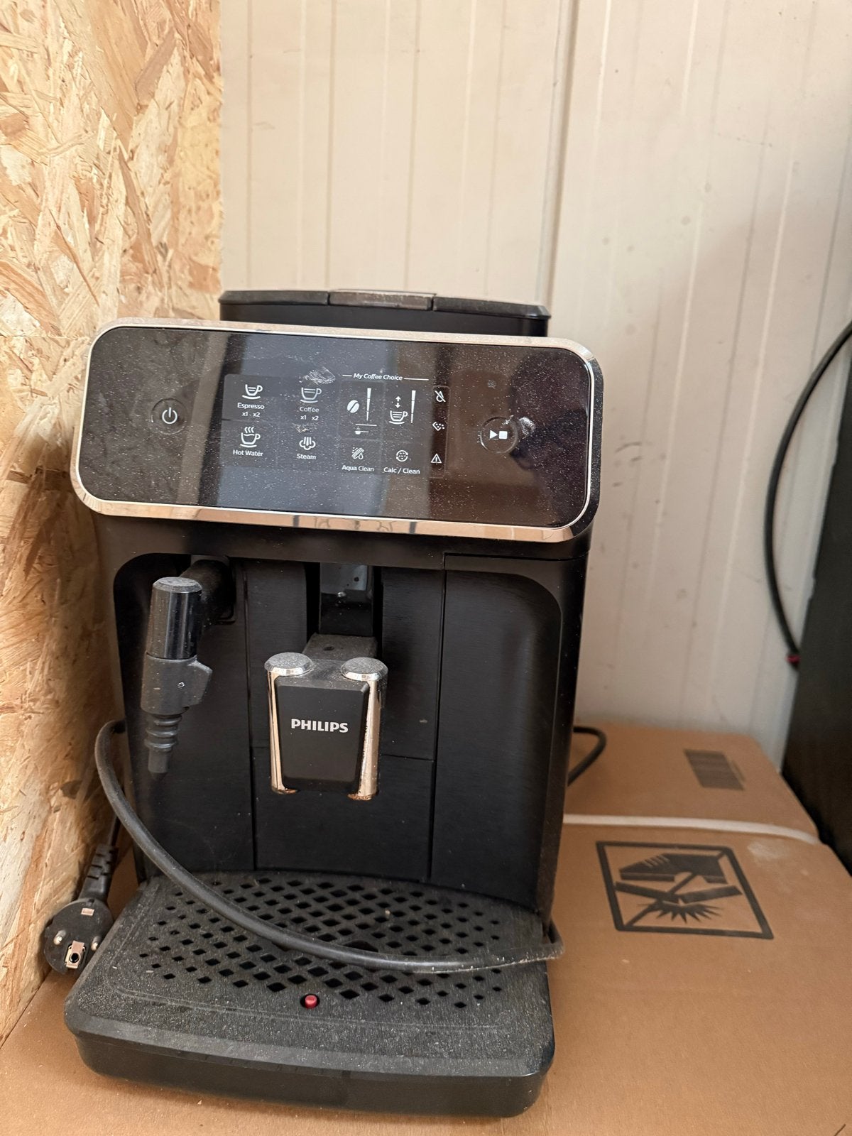 Philips Koffiemachine - Water loopt moeizaam door, Witgoed en Apparatuur, Koffiezetapparaten, Ophalen, Niet werkend, Koffiemachine