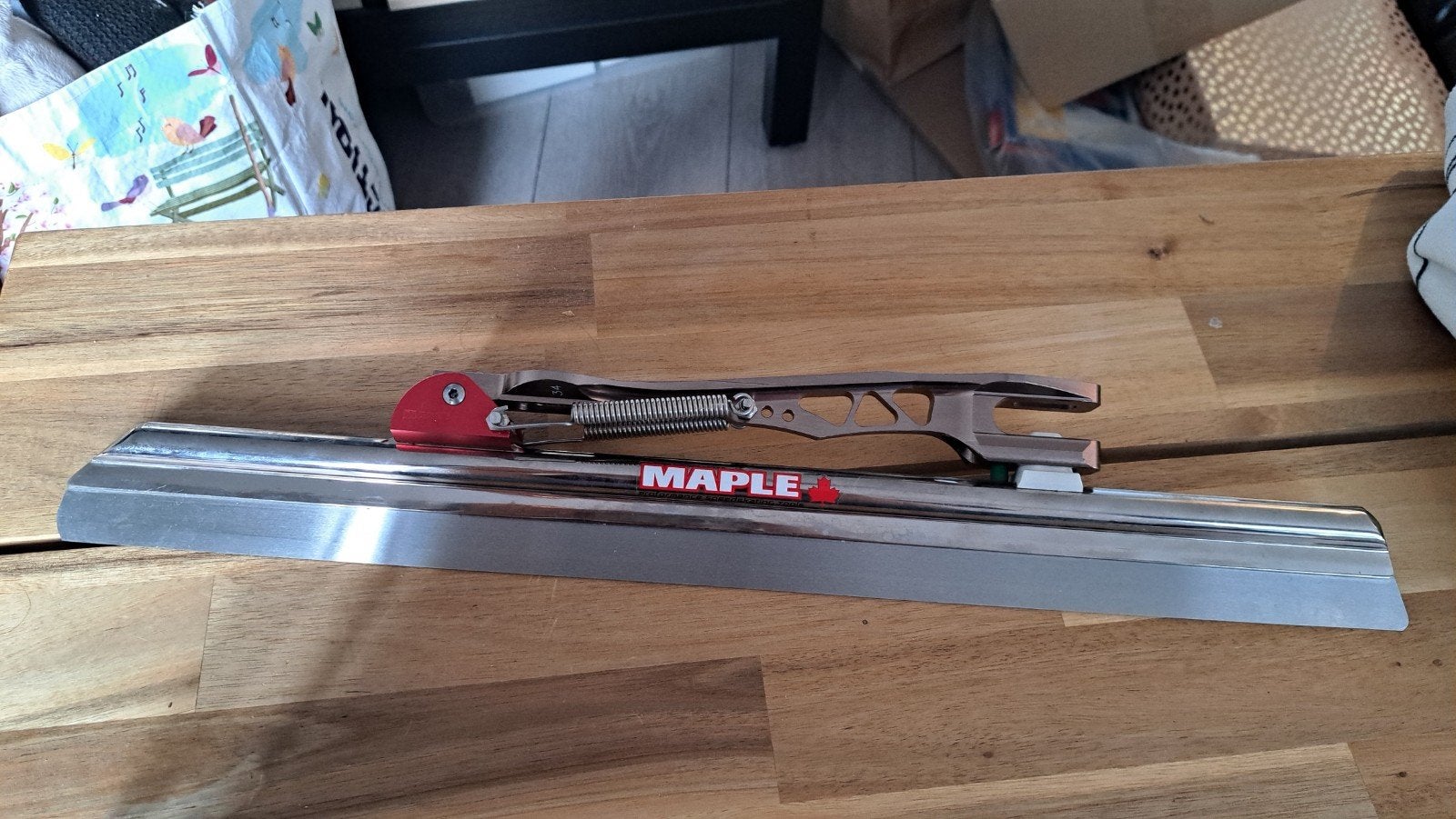 Maple comet alum t-bone klapijzers 18 inch - schoenmaat 40 t, Klapschaats, Gebruikt, Ophalen of Verzenden, Maple