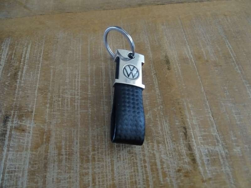 VW Sleutel Merk - Logo Hanger - Metaal - Lederlook, Verzenden, Zo goed als nieuw, Auto's