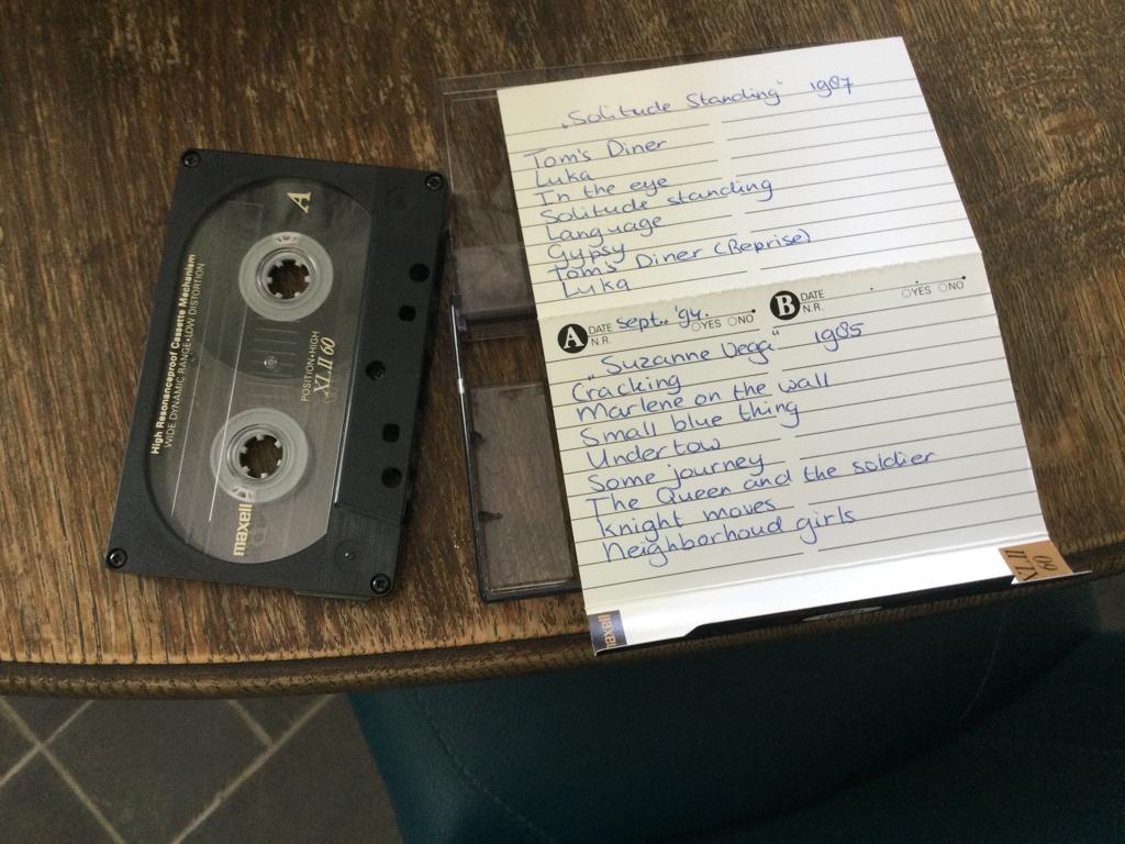 Cassettebandje met Suzanne Vega, opgenomen van 2 CD’s, Cd's en Dvd's, Cassettebandjes, 1 bandje, Ophalen of Verzenden, Zo goed als nieuw