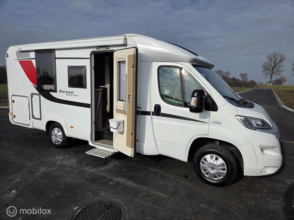 Bürstner Nexxo T665 Queensbed Cruise-131PK-Euro5-Solar, Caravans en Kamperen, Campers, TV, Luifel, Bedrijf, Bürstner