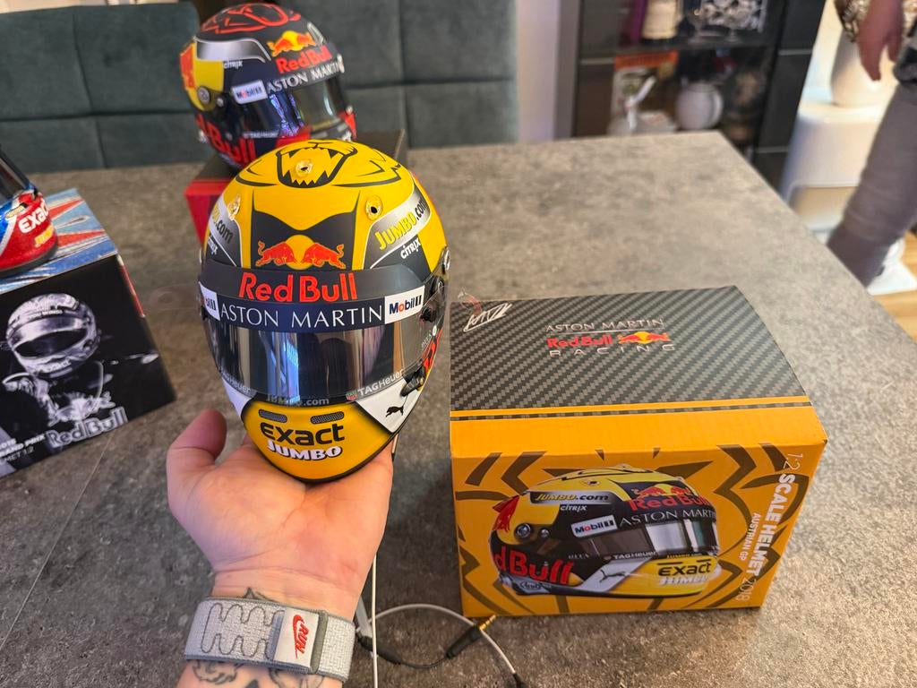 Max Verstappen 1:2 Helm Oostenrijk 2018, Overige merken, Ophalen of Verzenden, Zo goed als nieuw, Groter dan 1:32