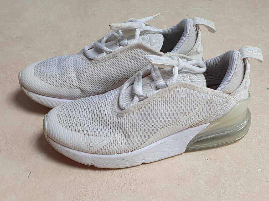 Nike Air max 270 maat 35, NIKE, Jongen of Meisje, Schoenen, Ophalen of Verzenden