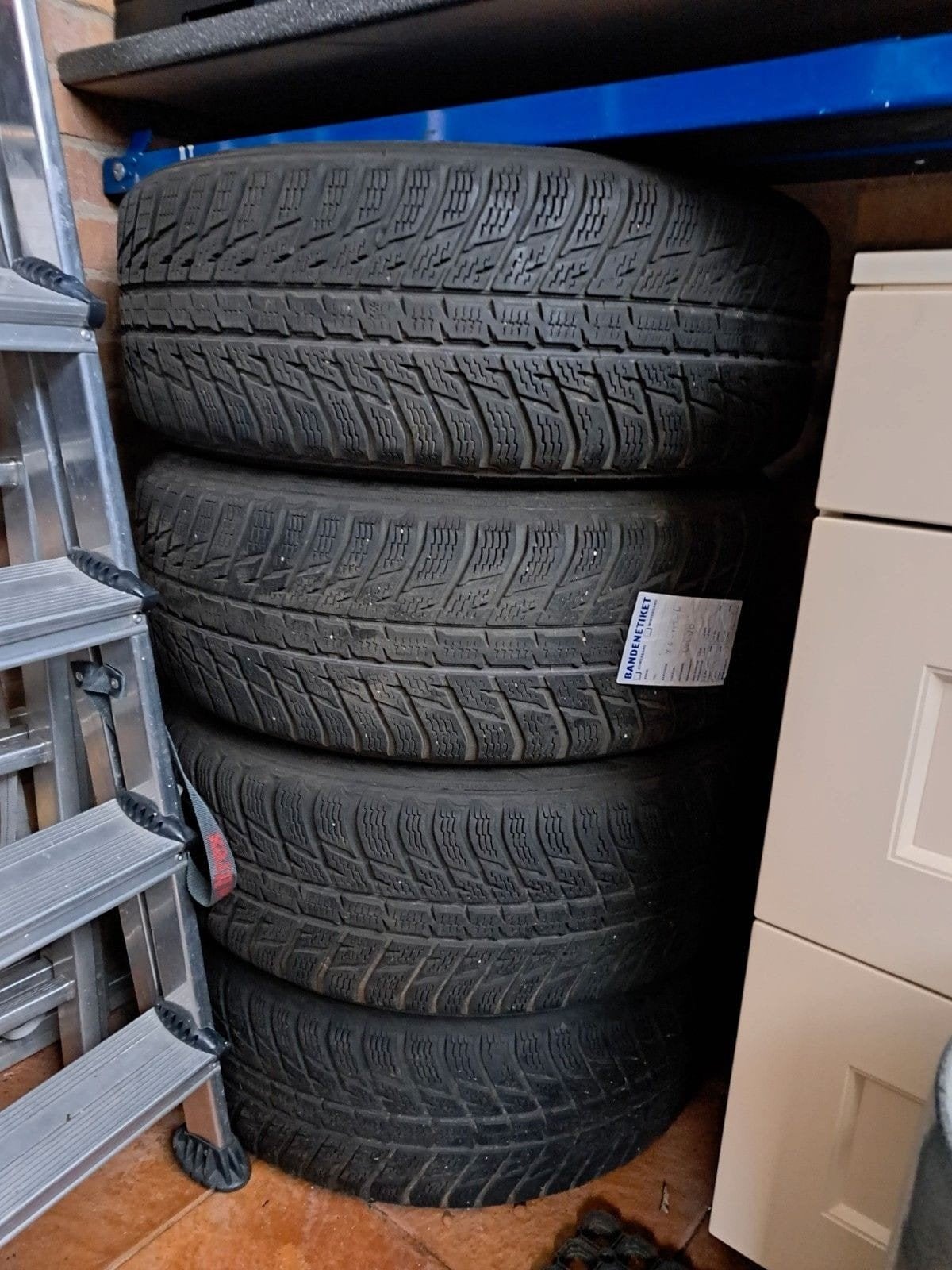Volvo XC40 Banden met Stoere Velgen 235/60R17, Auto-onderdelen, Banden en Velgen, Gebruikt, Banden en Velgen, 17 inch, Ophalen of Verzenden