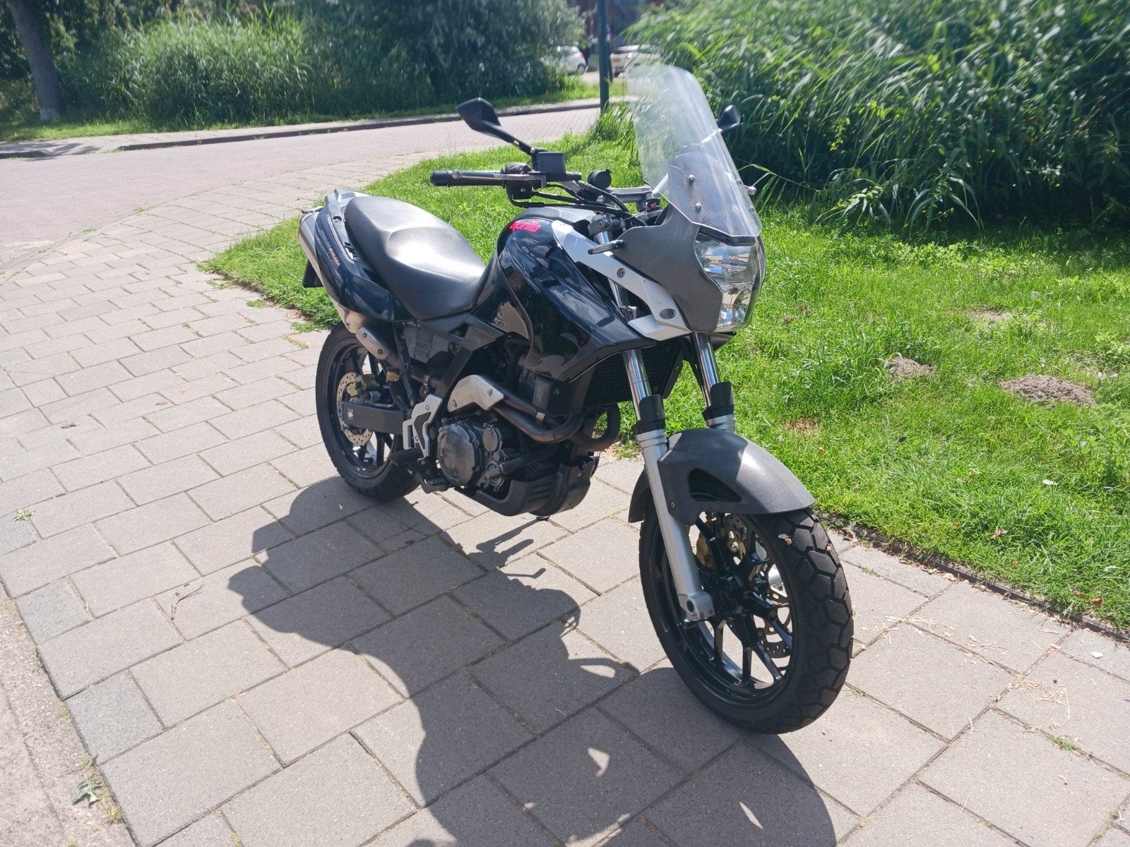 aprilia 650 strada, Ophalen