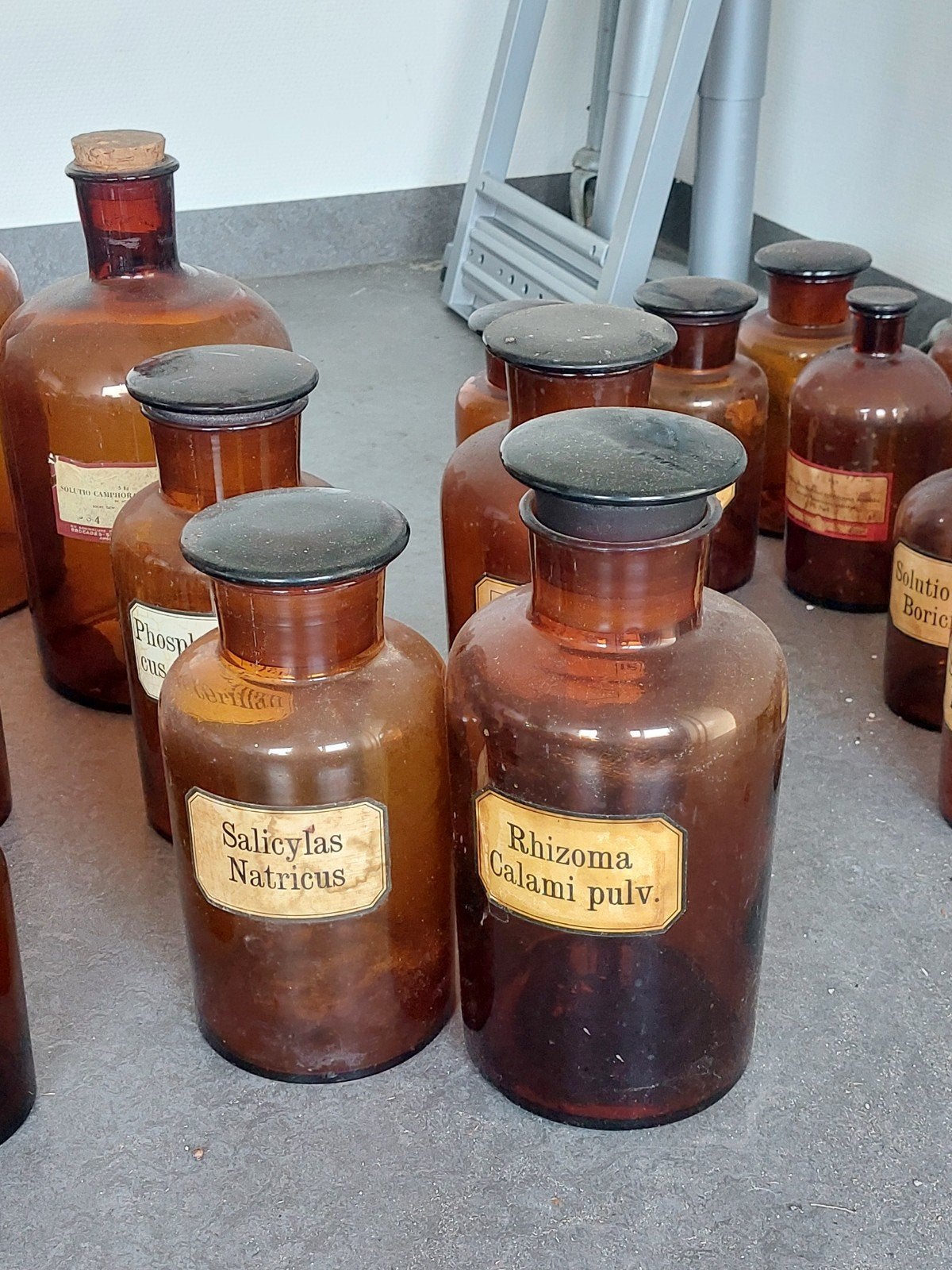 Antieke Apothekersflessen - Diverse Maten en Etiketten, Ophalen