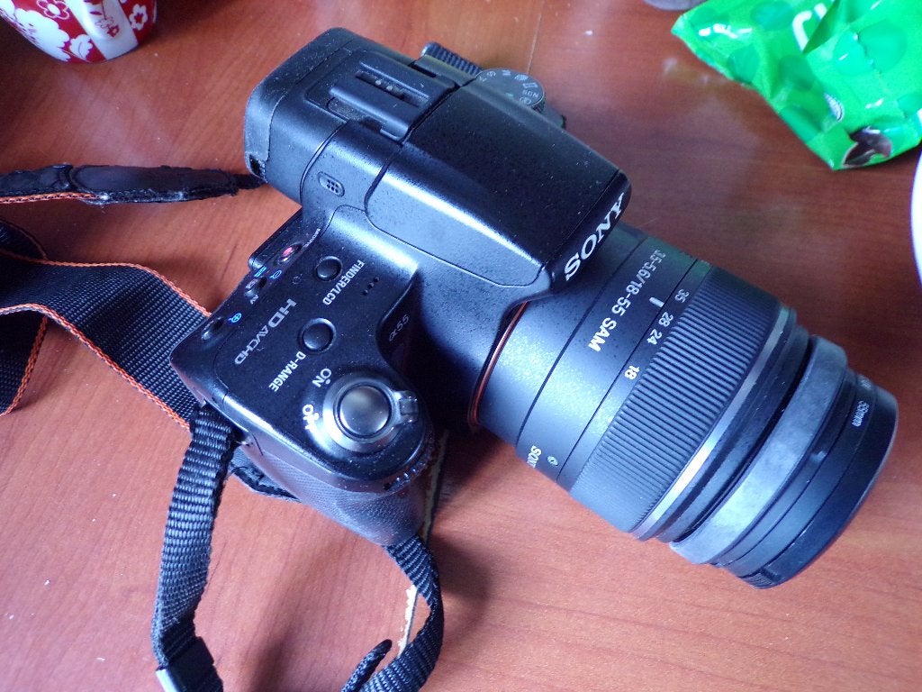 Sony SLT-A55 met 18-55 mm lens en cameratas, Gebruikt, Spiegelreflex, Geheugenkaart, 16 megapixels