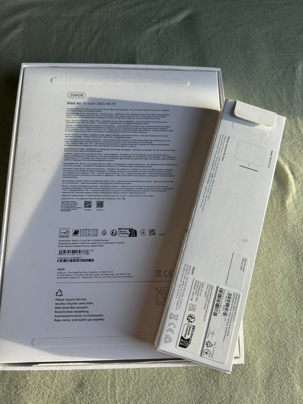Foto 7 van Ipad Air M2 - 256 GB, Wi-fi, 11 inch + Pencil pro