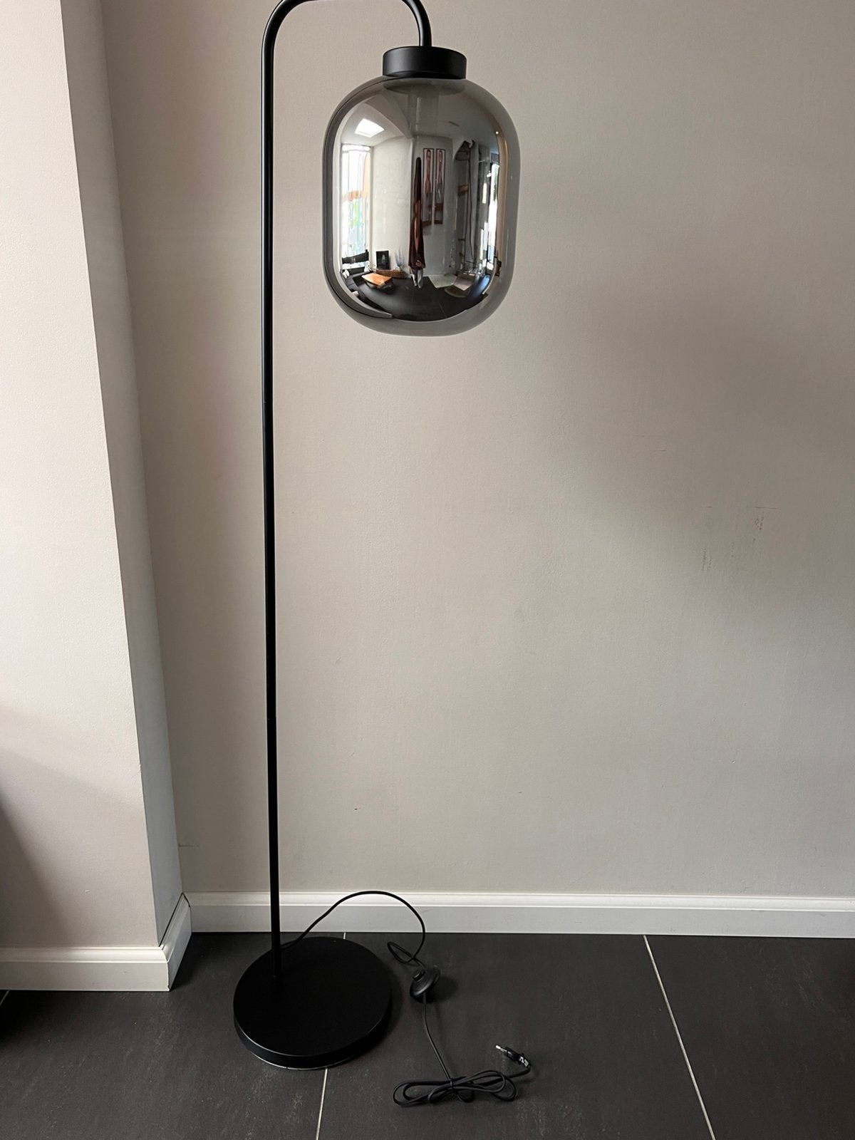Vloerlamp Kwantum zwart met smokey glas, Ophalen, E27 (groot), 150 tot 200 cm, Glas