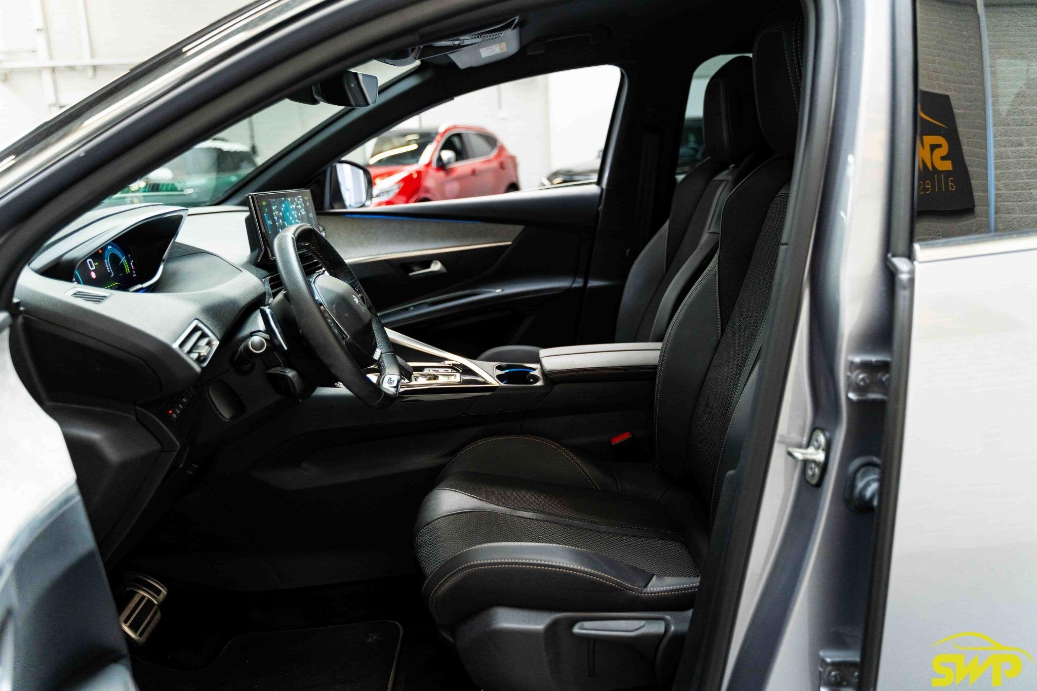 Peugeot 3008 1.6 HYbrid 225 GT | Navi | ACC | Pano | Lage km, Auto's, Gebruikt, Euro 6, 4 cilinders, Leder en Stof