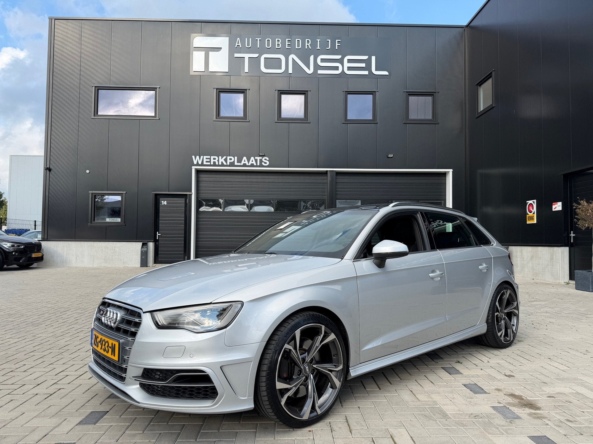 Audi A3 Sportback 2.0 TFSI S3 Quattro 300PK / Panorama / Eve, Automaat, Gebruikt, 4 cilinders, 14 km/l