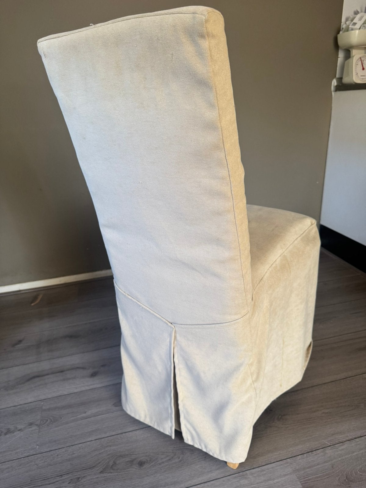 Gratis op te halen, twee eettafel stoelen, Ophalen, Gebruikt, Rechthoek