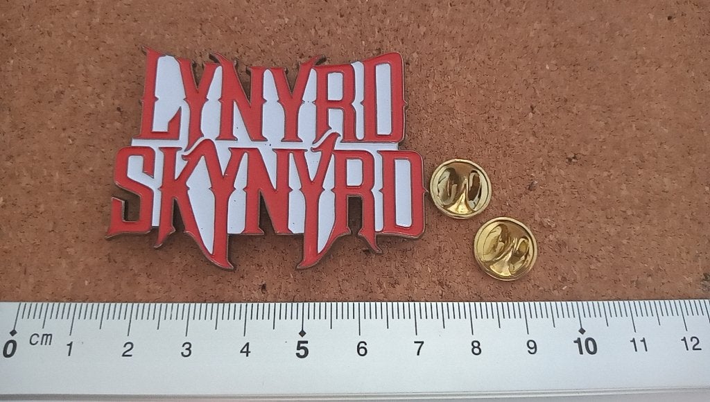 Lynyrd Skynyrd vrij mooie en nieuwe pin speld badge n2, Verzamelen, Verzenden, Nieuw, Overige typen