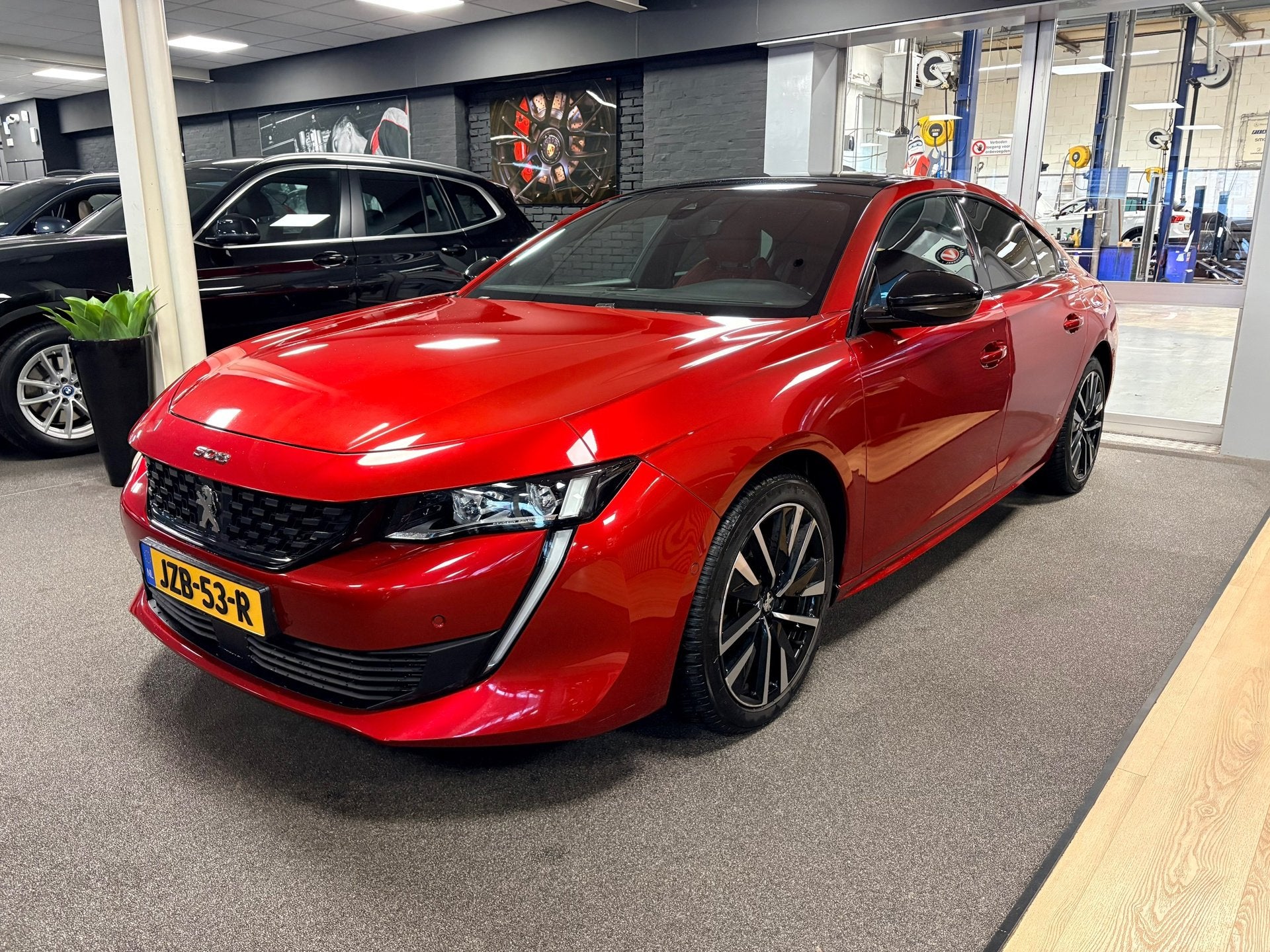 Peugeot 508 1.6 HYbrid GT 225pk Panorama-dak / Leder / Led /, Gebruikt, Euro 6, 4 cilinders, 1695 kg