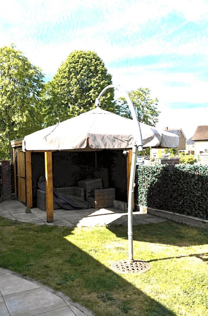 Zweefparasol rond 3,50 m grijs, Tuin en Terras, Partytenten, Ophalen, Gebruikt, Opvouwbaar, Overige typen
