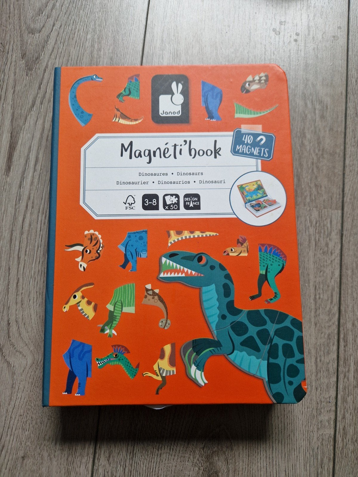 Janod Magneti'book Dinosaurus Magnetisch Boek, Ophalen of Verzenden, Zo goed als nieuw