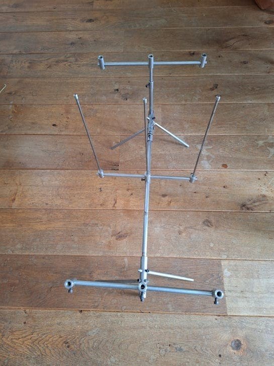 Rod pod Martin Locke ( Solar), Ophalen of Verzenden