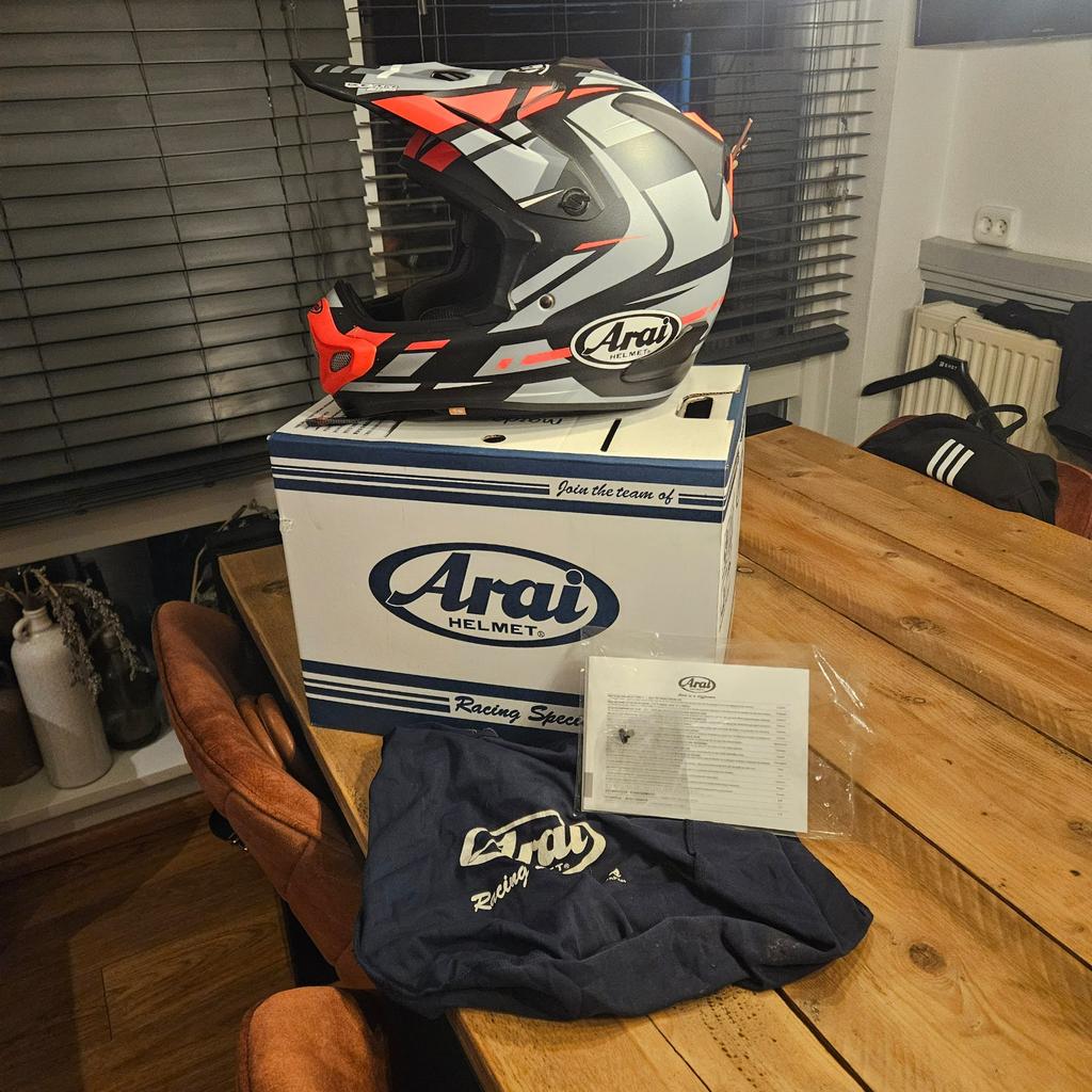 Arai crosshelm zgan! Maat Xl, Motoren, Ophalen, XL, Arai