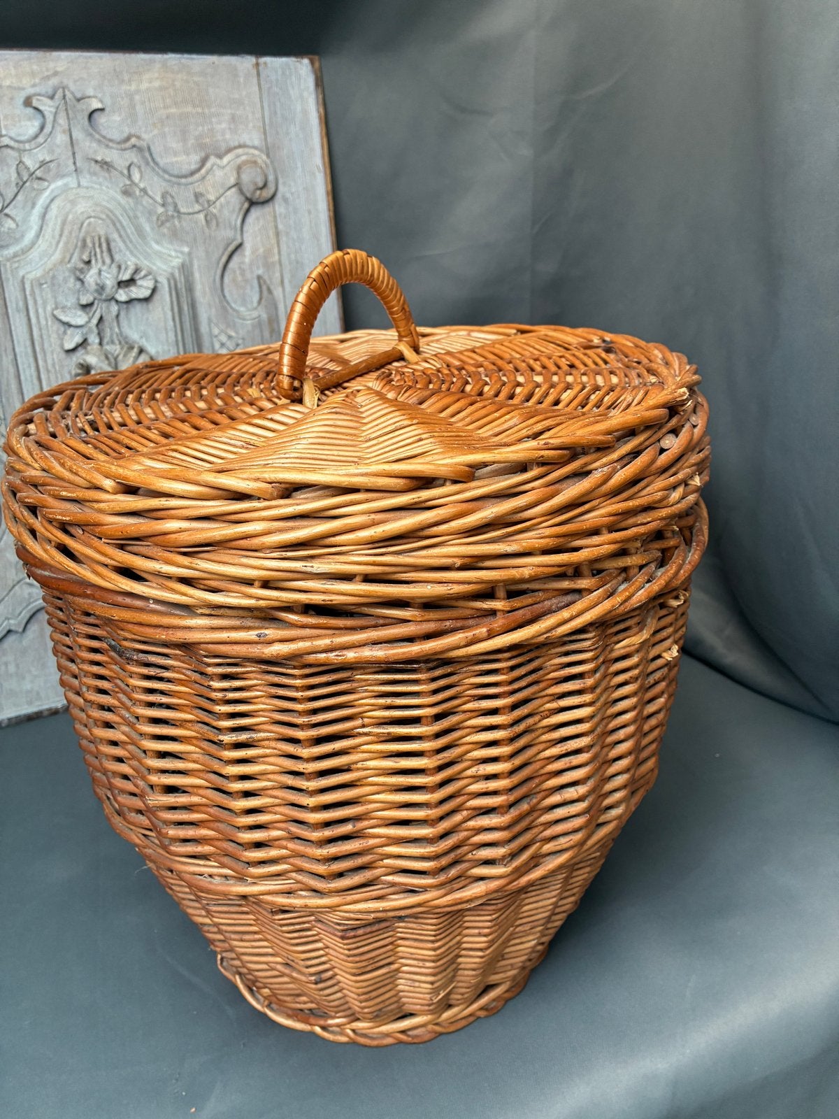 Vintage Rieten Wasmand met Deksel - Handgemaakt, Gebruikt, Boho, Ophalen of Verzenden, Natuurlijk materiaal