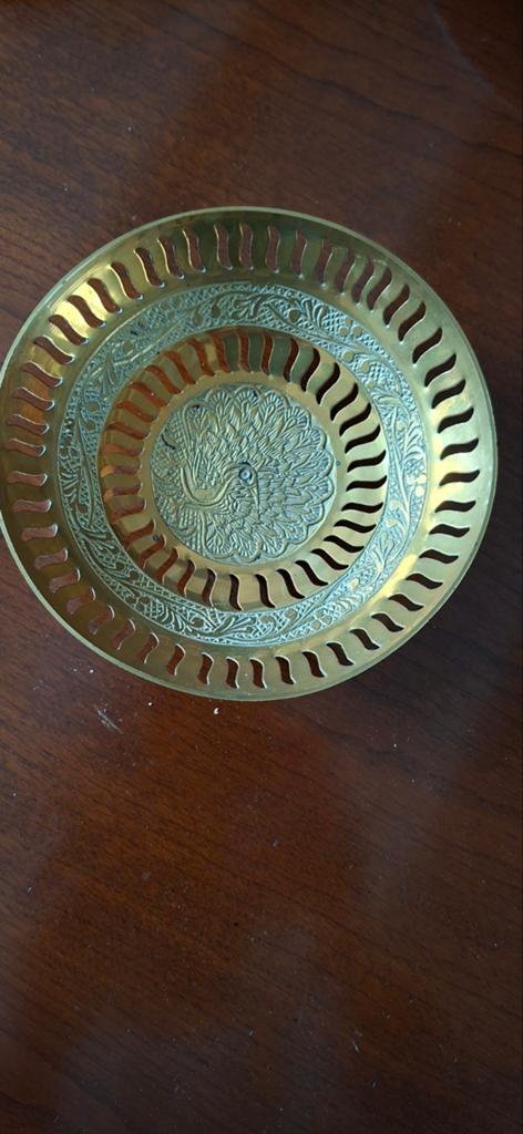 Decoratieve messing schaal met pauw motief, Ophalen