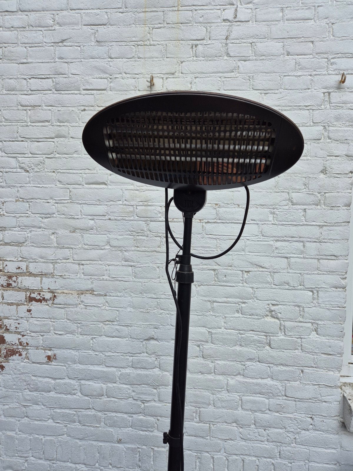 Elektrische terrasverwarmer - 2000W - Zo goed als nieuw, Tuin en Terras, Terrasverwarmers, Vloer, Zo goed als nieuw, Waterbestendig