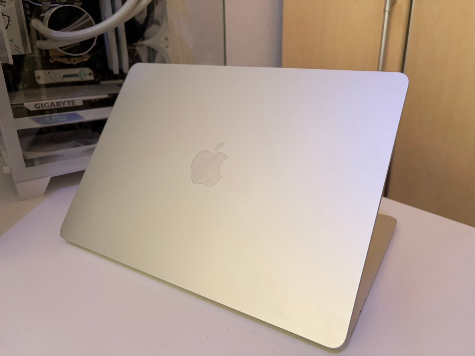 Foto 3 van MacBook Air M2
