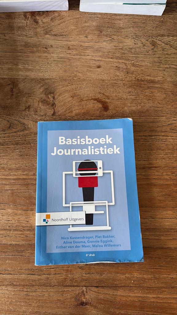 Titel: Basisboek Journalistiek – 6e druk Noordhoff Uitgevers, Boeken, Studieboeken en Cursussen, Ophalen of Verzenden, Gelezen
