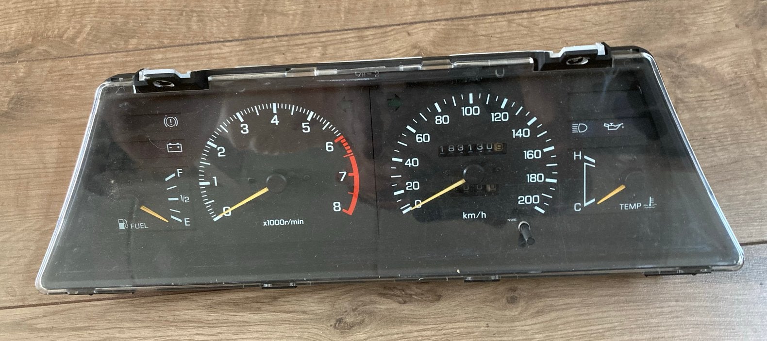 Nissan Sunny N13/B12 Tellerbak Instrumentenpaneel Jaren '80/, Auto-onderdelen, Ophalen of Verzenden, Gebruikt, Nissan