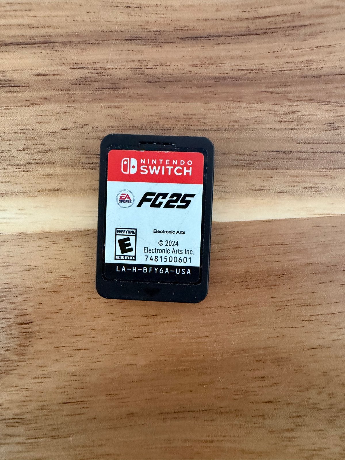 FC25 Nintendo Switch Game - Zo goed als nieuw, Spelcomputers en Games, Ophalen, Eén computer, Zo goed als nieuw, Sport