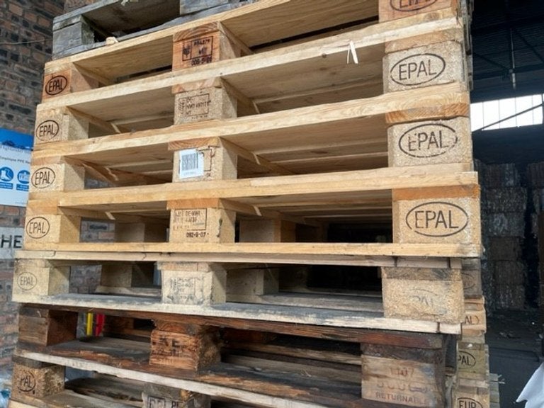 Euro Pallets vanaf 10 stuks, Ophalen, Zo goed als nieuw, 50 mm of meer, Pallet