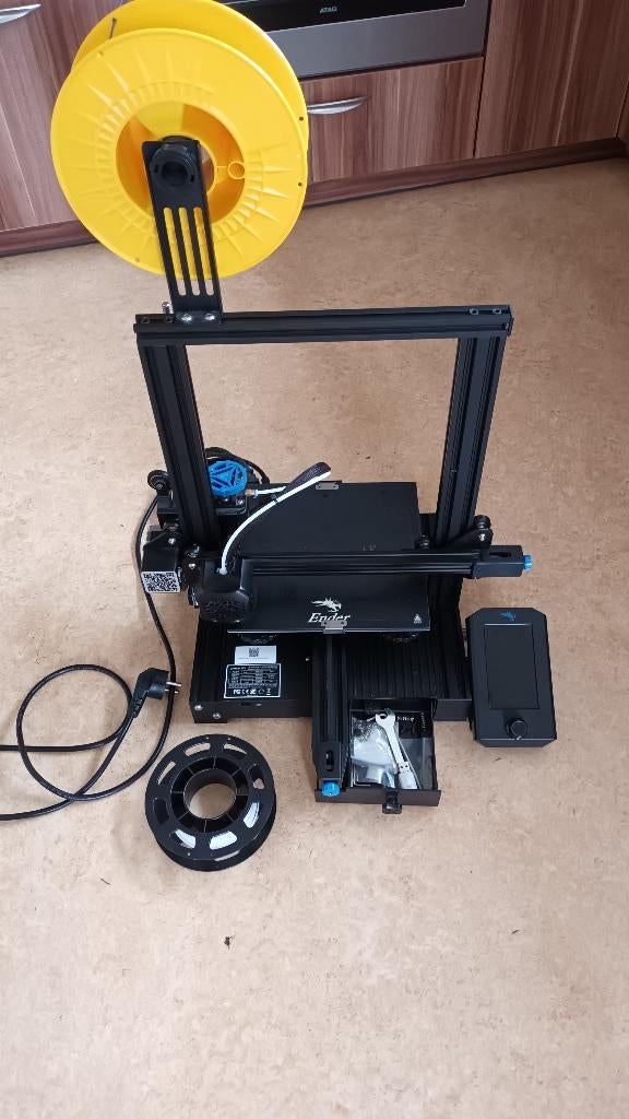 3d printers creality ender3 v2, Ophalen of Verzenden, Creality, Resin/Hars, Zo goed als nieuw