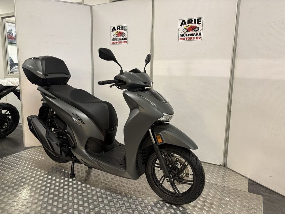 Honda SH350i Smart Top Box (bj 2026), Motoren, 329 cc, Scooter, HONDA, Bedrijf