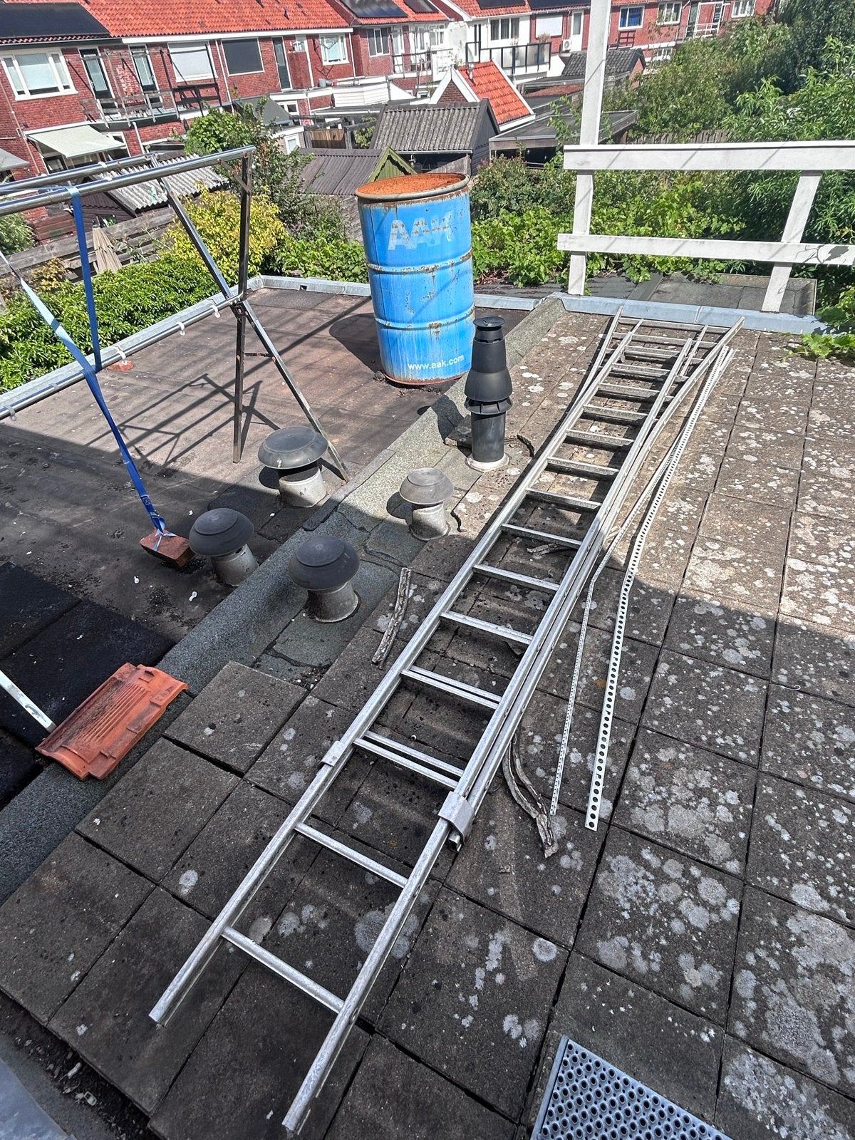 Uitschuifbare aluminium ladder - 4,20 m, Doe-het-zelf en Verbouw, Ladders en Trappen, Ophalen, Gebruikt, Ladder, Opvouwbaar of Inschuifbaar