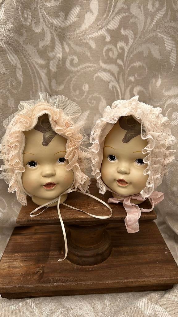 2 x poppenhoofdjes Clayre & eve met vintage muts, pr.p.stuk, Nieuw, Ophalen of Verzenden, X, Kleertjes